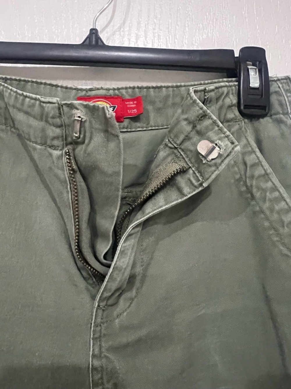 Dickies Olive Utility Cargo Pants Size: 25 - Picture 6 of 6